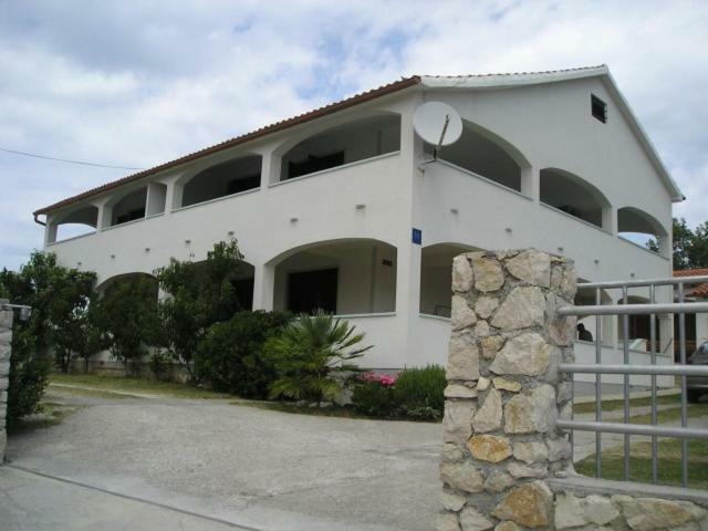Apartmani Vibovec Lana 305 Лопар Экстерьер фото